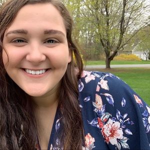 Meet your Posher, Christina